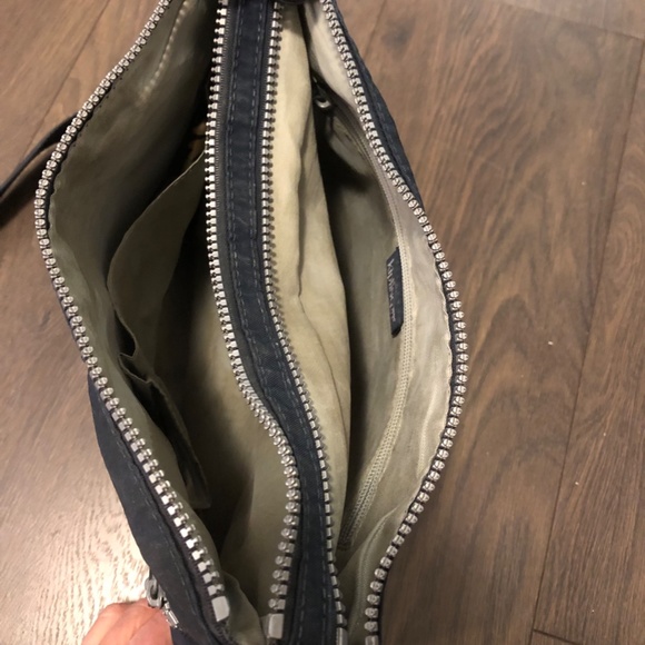 KIPLING CROSSBODY ALVAR BAG in Navy Blue - Picture 5 of 6